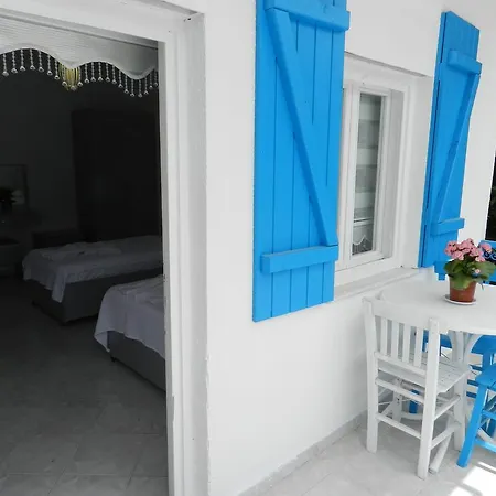Ela Alaçatı
